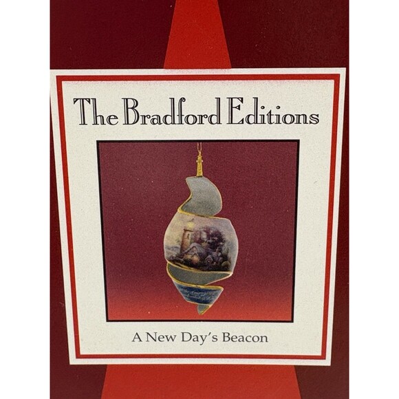 Bradford Editions Christmas Tree Ornament A New Day Beacon Lighthouse Light Blue - Picture 6 of 7
